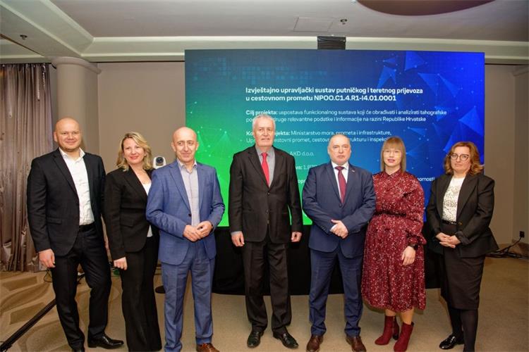 Slika /slike/foto 2_25/foto AKD AFFINIS 19-2_25/nsl AKD AFFINIS 19-2_25.jpg